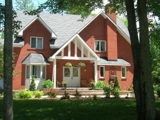 Maple Woods Bed and Breakfast Casselman Exteriör bild